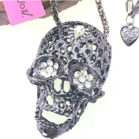 Choose your color gold Chrome or silver crystal 3rd eye skull necklace - Picture 2 of 16